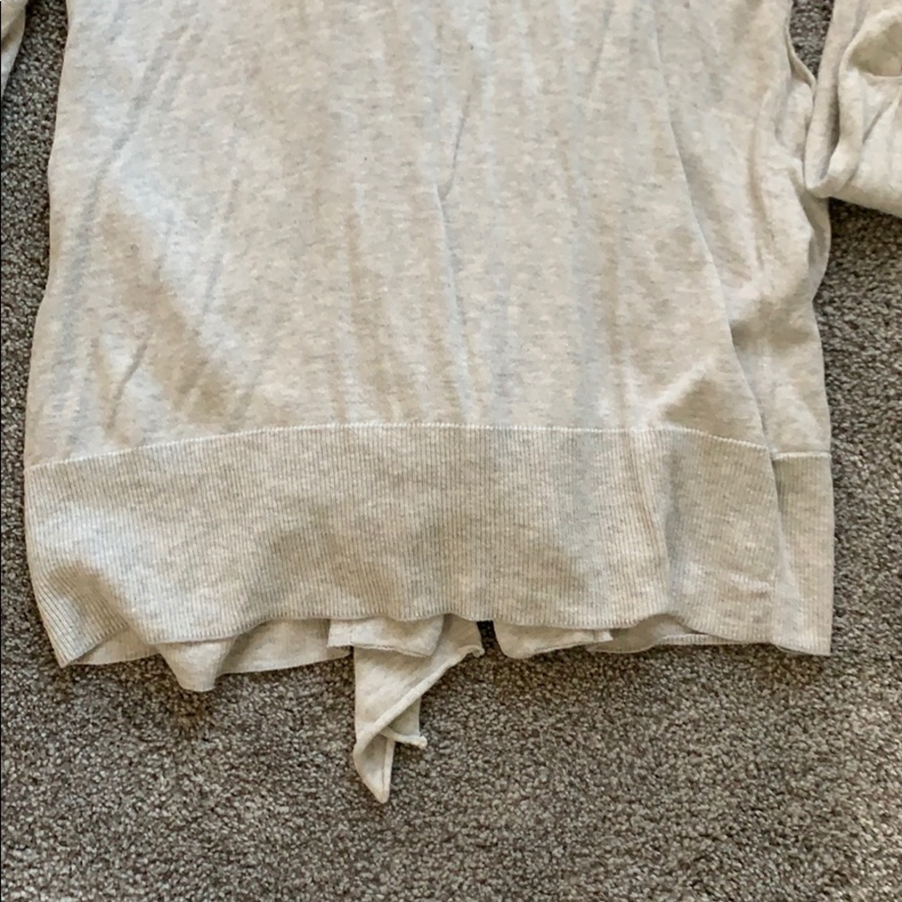 Gray ruffle cardigan - Picture 5 of 5